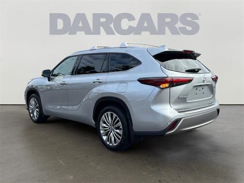 2024 Toyota Highlander Platinum