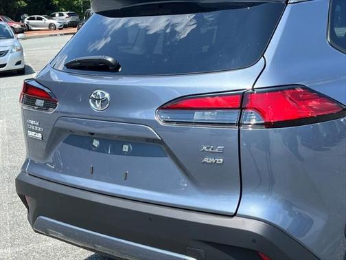2025 Toyota Corolla Cross XLE