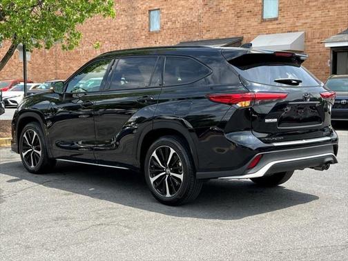2022 Toyota Highlander XSE