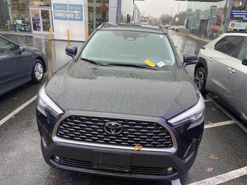 2025 Toyota Corolla Cross XLE