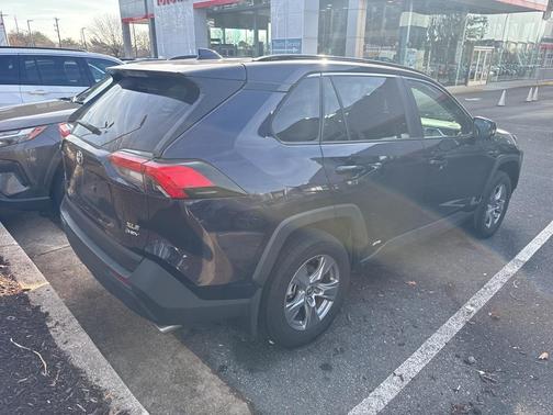 2025 Toyota RAV4 Hybrid XLE