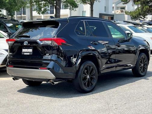 2022 Toyota RAV4 Hybrid SE