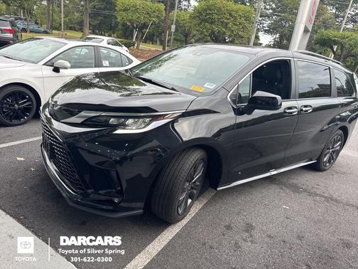 2022 Toyota Sienna XSE 7 Passenger
