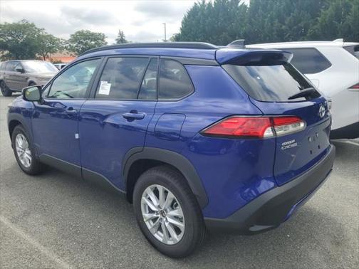 2025 Toyota Corolla Cross LE