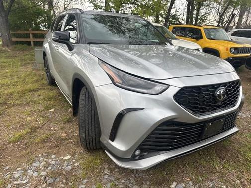 2024 Toyota Highlander XSE