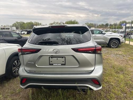 2024 Toyota Highlander XSE