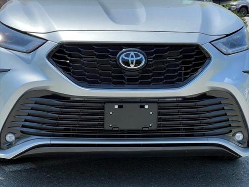 2024 Toyota Highlander XSE