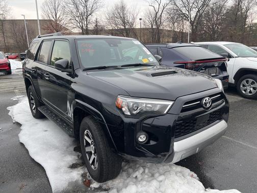 2024 Toyota 4Runner TRD Off Road