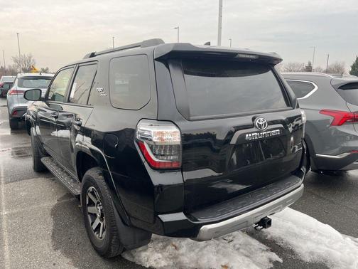 2024 Toyota 4Runner TRD Off Road