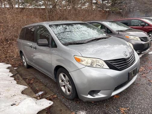 2015 Toyota Sienna LE