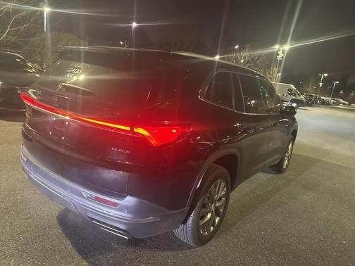 2025 Buick Enclave Preferred FWD