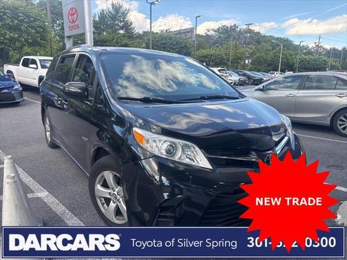 2018 Toyota Sienna LE