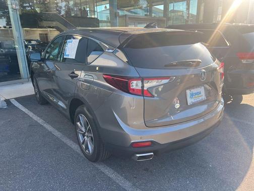 Liquid Carbon Metallic 2023 Acura RDX Technology Package
