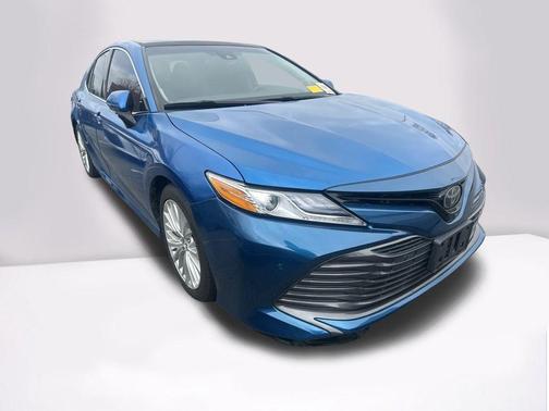 2019 Toyota Camry XLE
