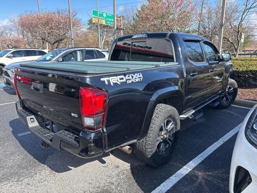 2018 Toyota Tacoma TRD Sport