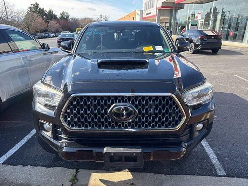 2018 Toyota Tacoma TRD Sport