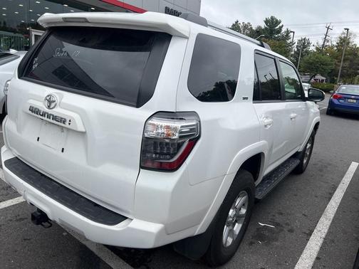 2024 Toyota 4Runner SR5