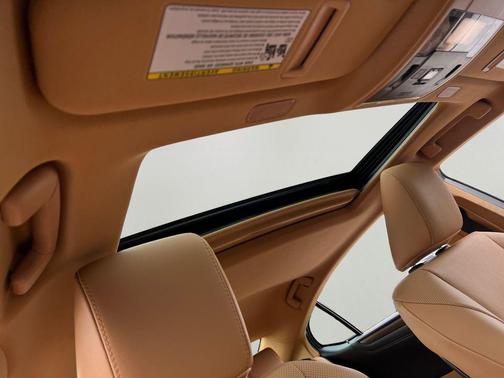 Mica 2023 Lexus ES 350 Base