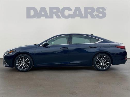 Mica 2023 Lexus ES 350 Base