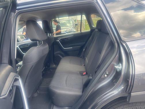 Magnetic Gray Metallic 2024 Toyota RAV4 LE