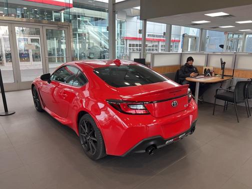 2024 Toyota GR86 Premium