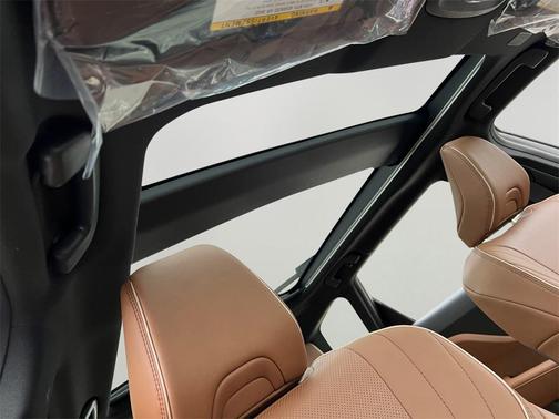 2025 Toyota Crown Signia Limited