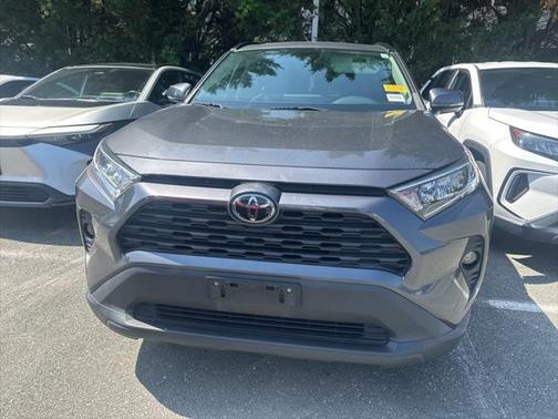 2020 Toyota RAV4 XLE Premium