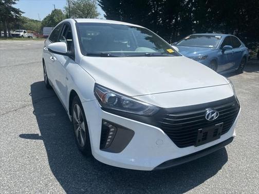 2019 Hyundai IONIQ Plug-In Hybrid Base