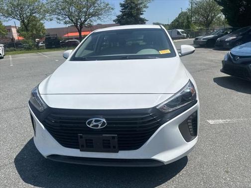 2019 Hyundai IONIQ Plug-In Hybrid Base