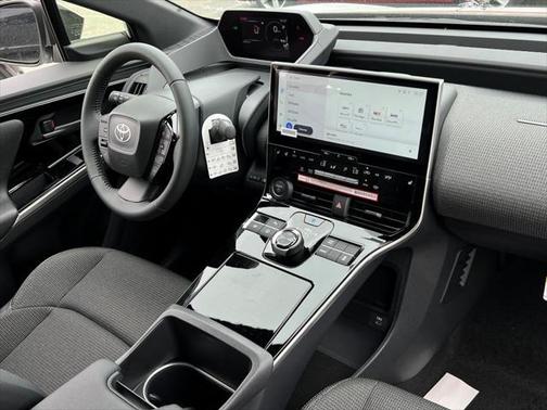 2025 Toyota bZ4X XLE