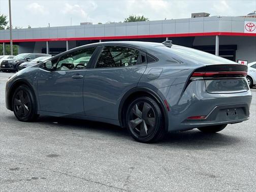 2024 Toyota Prius XLE