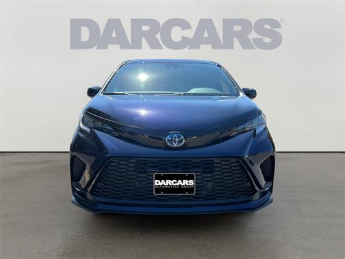 2025 Toyota Sienna XSE 7 Passenger