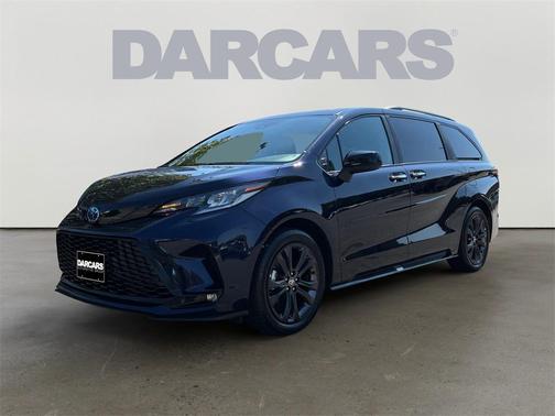 2025 Toyota Sienna XSE 7 Passenger