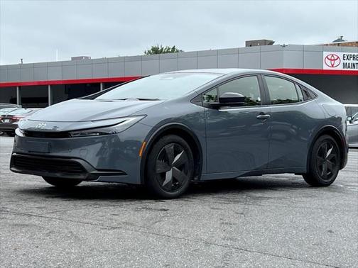 2024 Toyota Prius XLE