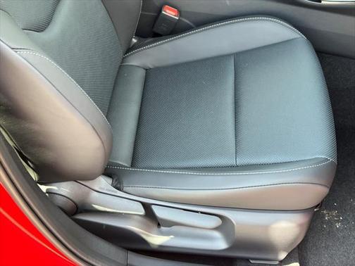 2025 Toyota Prius XLE