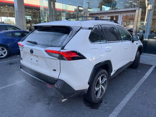 2023 Toyota RAV4 Prime SE