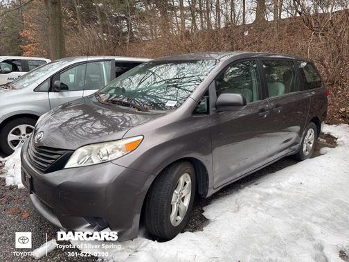 2014 Toyota Sienna LE