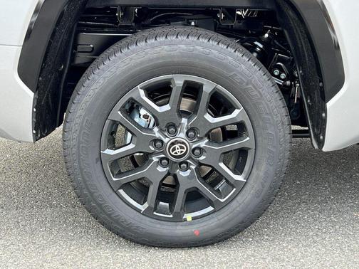 2025 Toyota Tundra Hybrid Platinum