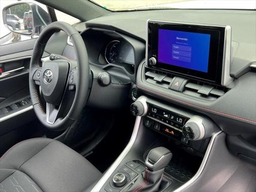 2025 Toyota RAV4 Hybrid SE