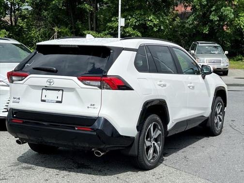 2025 Toyota RAV4 Hybrid SE