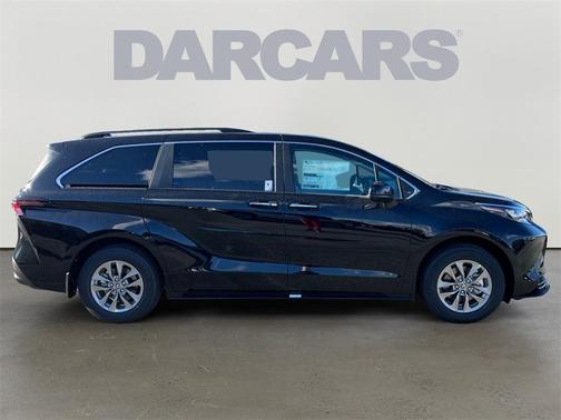 2025 Toyota Sienna XLE 7 Passenger