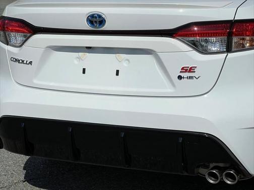 2025 Toyota Corolla Hybrid SE