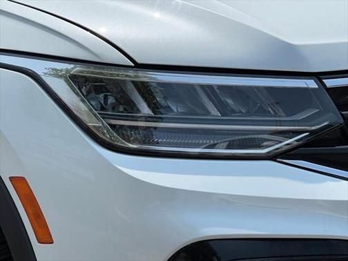 2022 Volkswagen Tiguan 2.0T SE R-Line Black 4MOTION