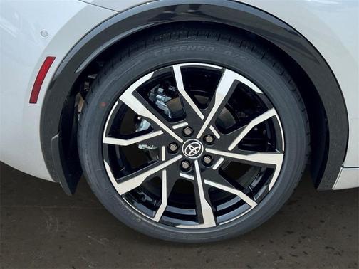 2025 Toyota Prius Plug-In Hybrid XSE Premium