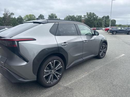 2023 Toyota bZ4X Limited