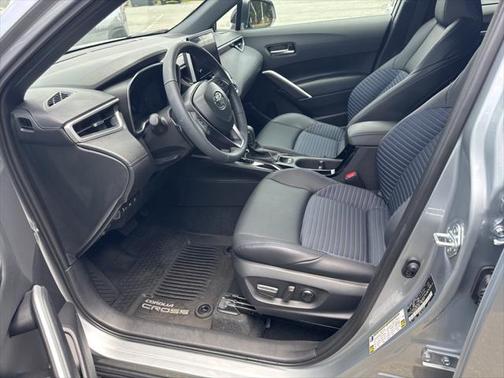 2025 Toyota Corolla Hybrid SE