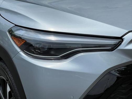 2025 Toyota Corolla Hybrid SE