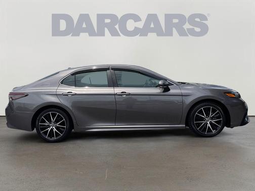 Predawn Gray Mica 2022 Toyota Camry SE