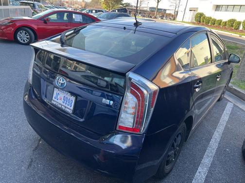 2014 Toyota Prius Five