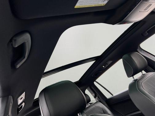 2021 Volkswagen Tiguan 2.0T SEL R-Line 4MOTION